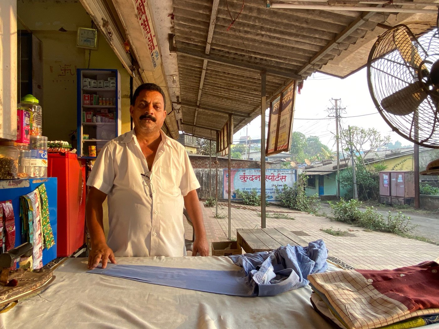 For families in Vada town of Palghar district who make a living by ironing clothes, the Covid-19 lockdown has reduced  daily incomes to a trickle. Many are struggling to procure rations and seeking other work