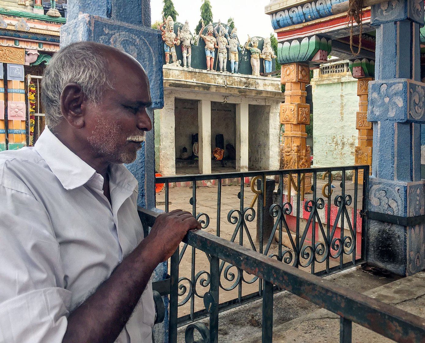 Pon Harichandran at a temple