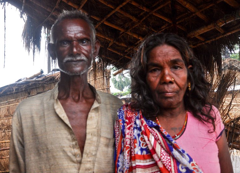 Dhogari Devi (left), says she has never received a widow’s pension. Bhagulania Devi (right, with her husband Joginder Sah), says she receives Rs. 400 in her account every month, though she is not sure why