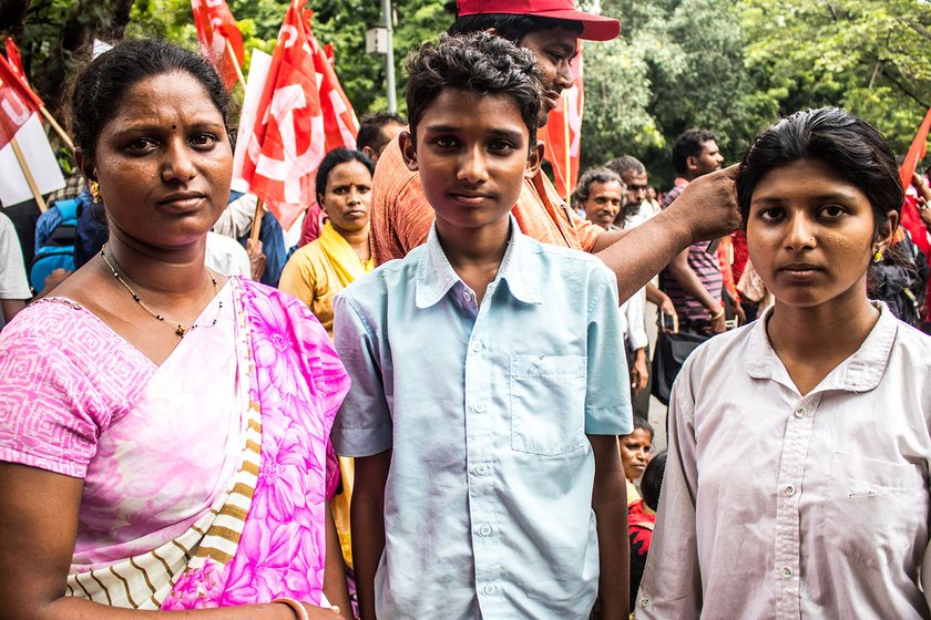 From left to right: ASHA worker Pradnya Dhurandar, her son Vishal, and daughter kanchan who came from Takli Pr.Rajur village in Maharashtra’s Buldana district