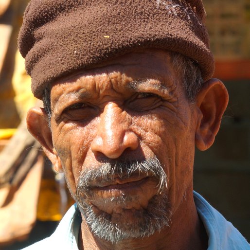VITTHAL SENA NAIK is a Unemployed labourer from Chaukul, Sawantwadi, Sindhudurg, Maharashtra