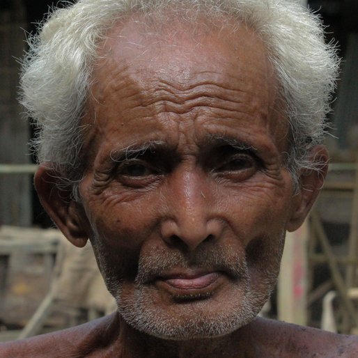 Punya Barman is a Daily wage labourer from Moynatali, Mathabhanga-I, Cooch Behar, West Bengal
