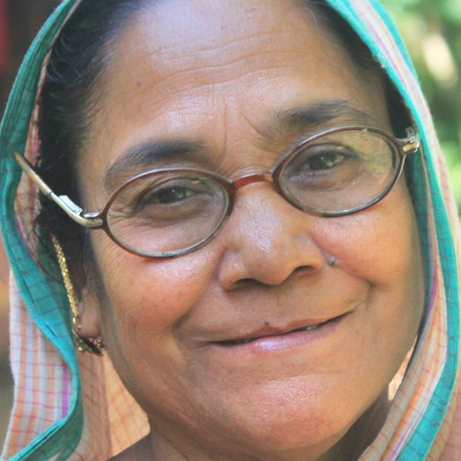 Arati Manna is a Homemaker from Shyampur, Pursura, Hooghly, West Bengal