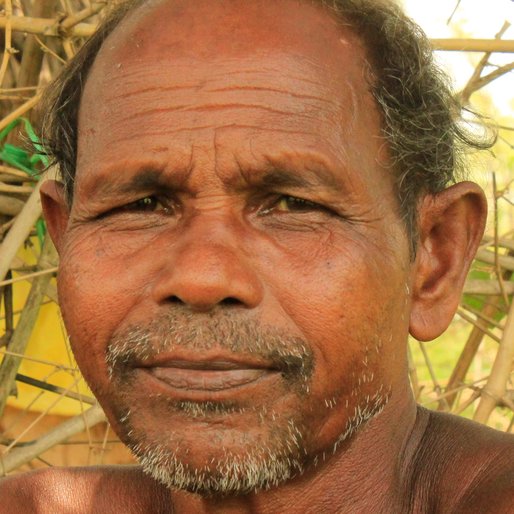 CHITTA KOTAL is a Labourer from Tergaria, Narayangarh, Paschim Medinipur, West Bengal