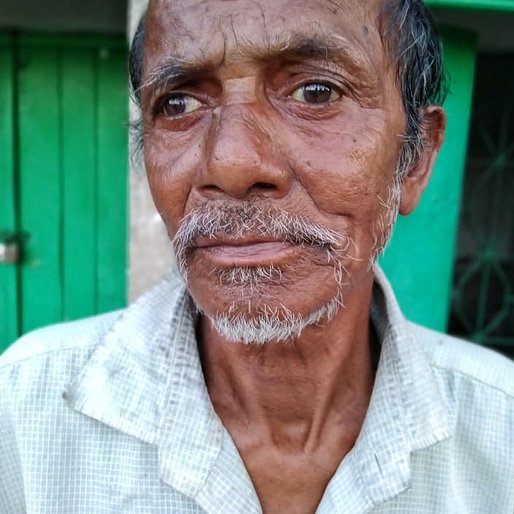 Foni Mandal is a Agricultural labourer from Rajat Jubilee, Gosaba, South 24 Parganas, West Bengal