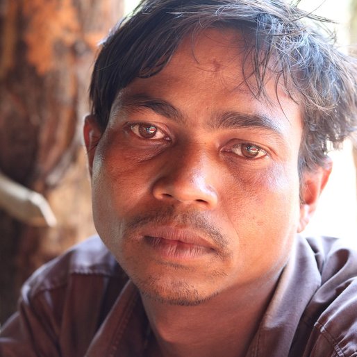 Lembu Dehuri is a Daily wage farm labourer from Sasanga, Hatadihi, Kendujhar, Odisha
