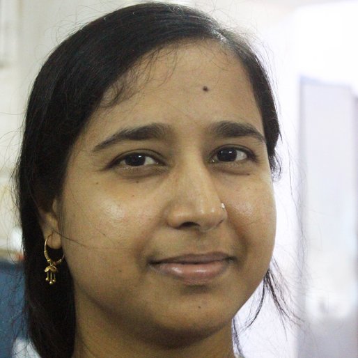 Ayesha Zulekha is a Works as a civic police volunteer from Kumipur Patharghata, Hariharpara, Murshidabad, West Bengal