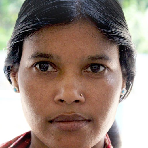 Reksona Begum is a Daily wage labourer from Daltonpur, Hariharpara, Murshidabad, West Bengal