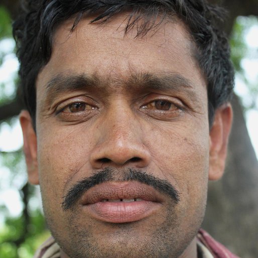 Suchinta Nandi is a Daily wage labourer from Saktipur, Beldanga-II, Murshidabad, West Bengal