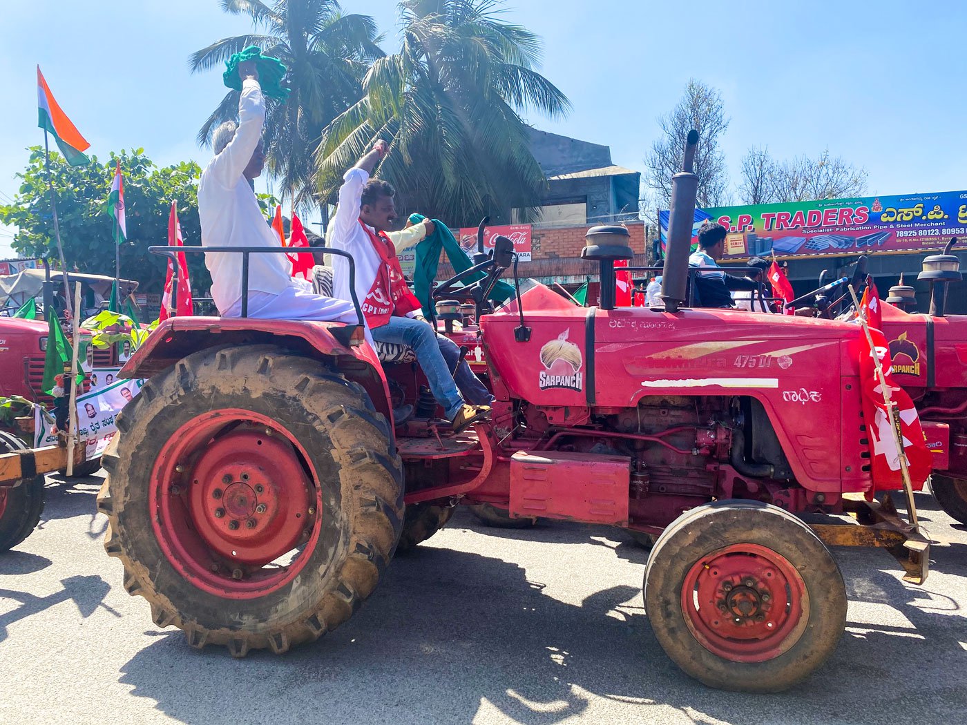 The new farms laws impact farmers all over India, say farmers from across Karnataka. Many of them joined the tractor parade in Bengaluru on Republic Day to support the farmers protesting in Delhi against the laws