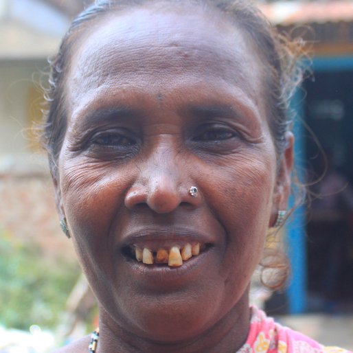 MALATI MAAL is a Labourer from Bhadul, Bankura II, Bankura, West Bengal
