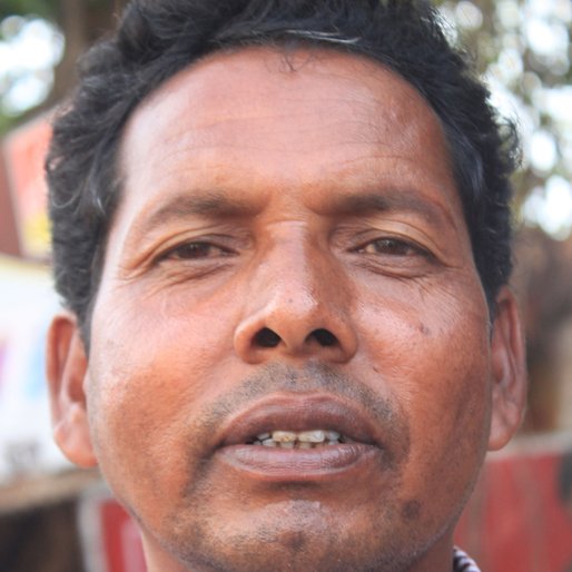 GANGADHAR MANDAL is a Labourer from Susunia, Onda, Bankura, West Bengal