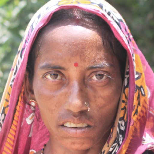 Rita Bauri is a Wage labourer from Chakrapur, Khanakul-I, Hooghly, West Bengal
