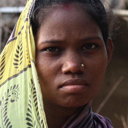 Sukanti Munda is a Daily wage labourer from Rajabasa, Bisoi, Mayurbhanj, Odisha