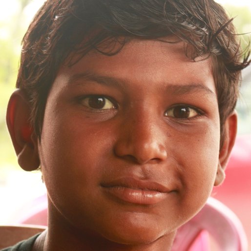 Suman Mondal is a Student (Class 6) from Kalika Danga, Nabagram, Murshidabad, West Bengal
