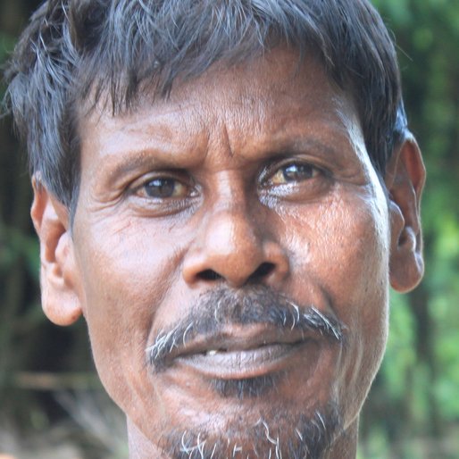 Swapan Roy is a Wage labourer from Madina, Goghat-I, Hooghly, West Bengal