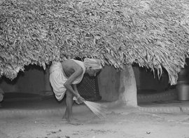 ہندوستان میں انسانی فضلہ صاف کرنے والوں کا حال