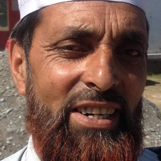 MOHAMMED AMIN  is a Trader (cross-line of control trading) from Kolhian, Poonch, Jammu and Kashmir