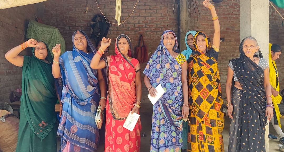 வாரணாசி மாவட்டத்தில்: MNREGA எங்கே?