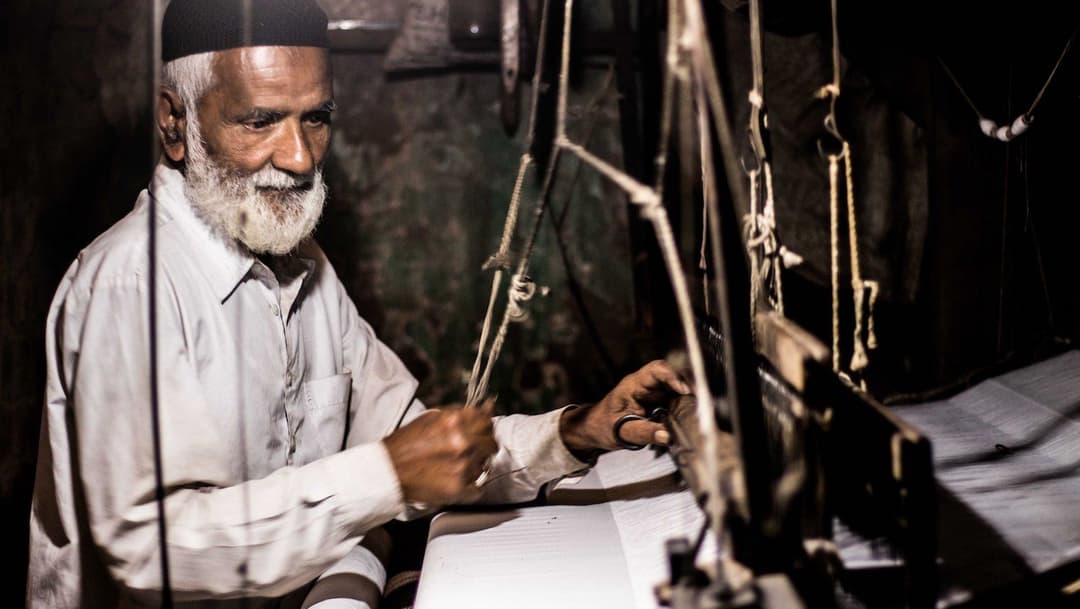 रेंदाळचे विणकरः आणि अखेर राहिले चार