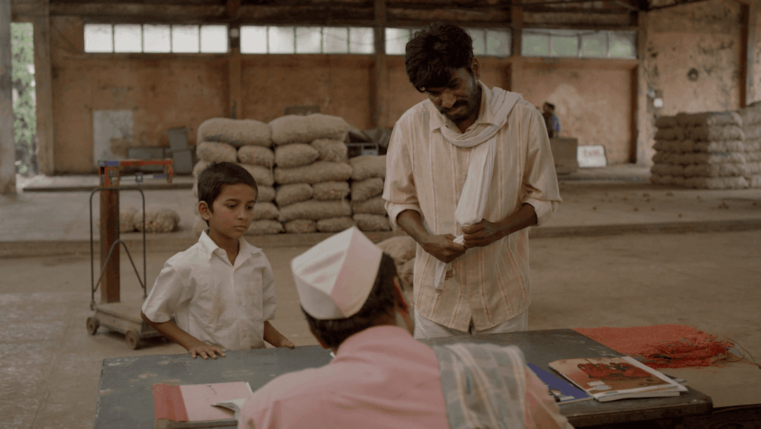 مختصر فلم: منڈی میں کسانوں سے لوٹ