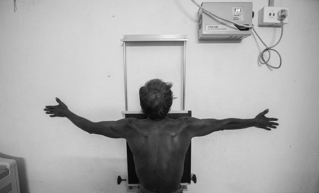 'ਸੁੱਤਿਆਂ ਵੀ ਮੈਂ ਹਵਾ ਵਿੱਚ ਤੈਰਦੀ ਸਿਲਿਕਾ ਧੂੜ ਵਿੱਚ ਹੀ ਸਾਹ ਲੈਂਦਾ ਹਾਂ'