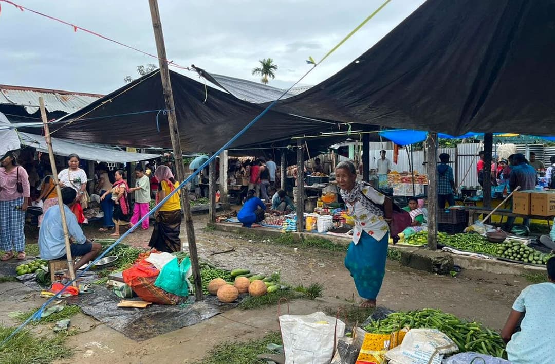 कनुबरी बाज़ार में एक दिन