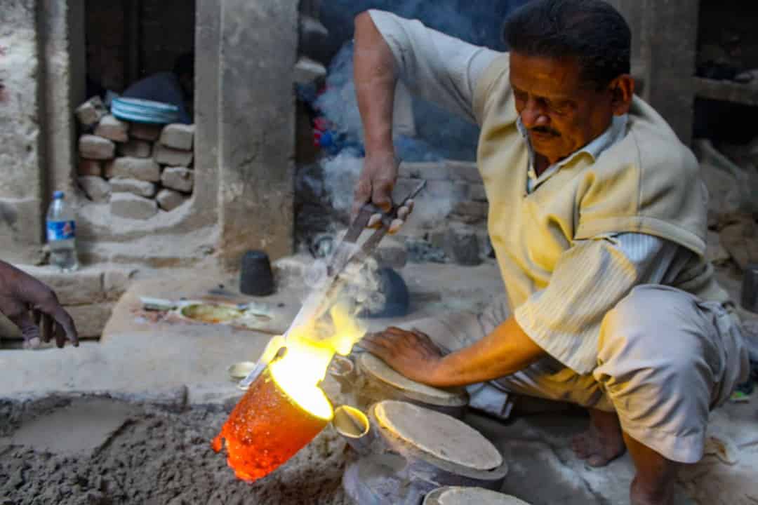 ಮೊರಾದಾಬಾದ್, ಕುಲುಮೆಯಲ್ಲಿನ ಹಿತ್ತಾಳೆಯಂತಾದ ಕೆಲಸಗಾರರ ಬದುಕು