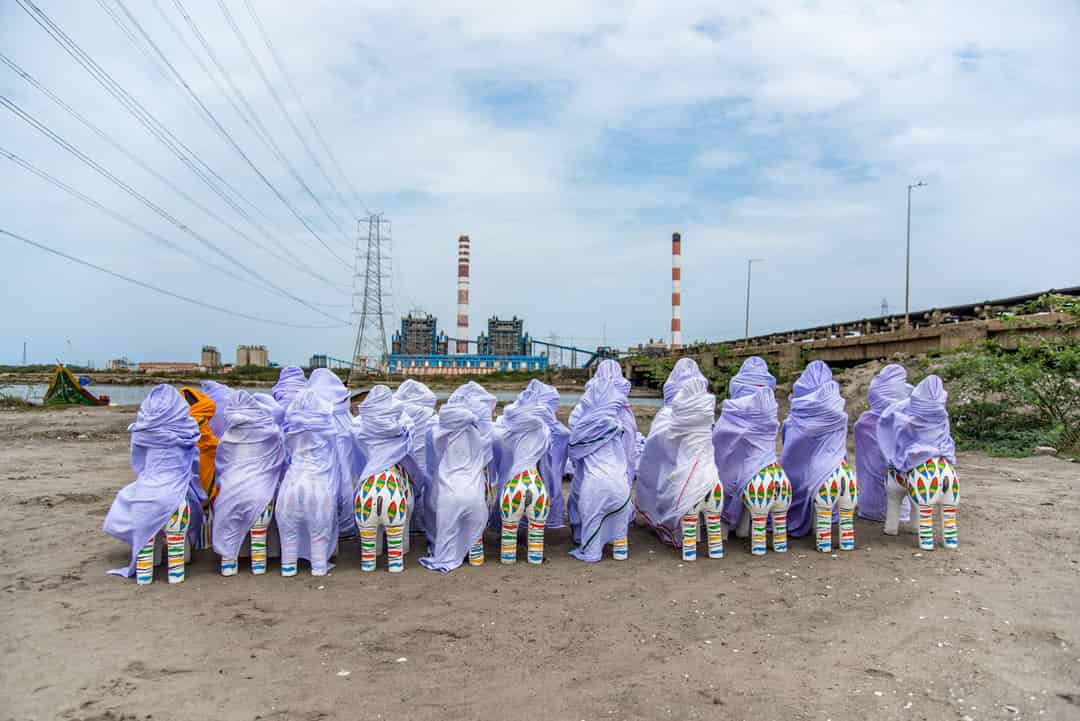 മുക്കുവരെ സംരക്ഷിക്കുന്ന അതിപറ്റുവിലെ വിഗ്രഹനിർമ്മാതാക്കൾ