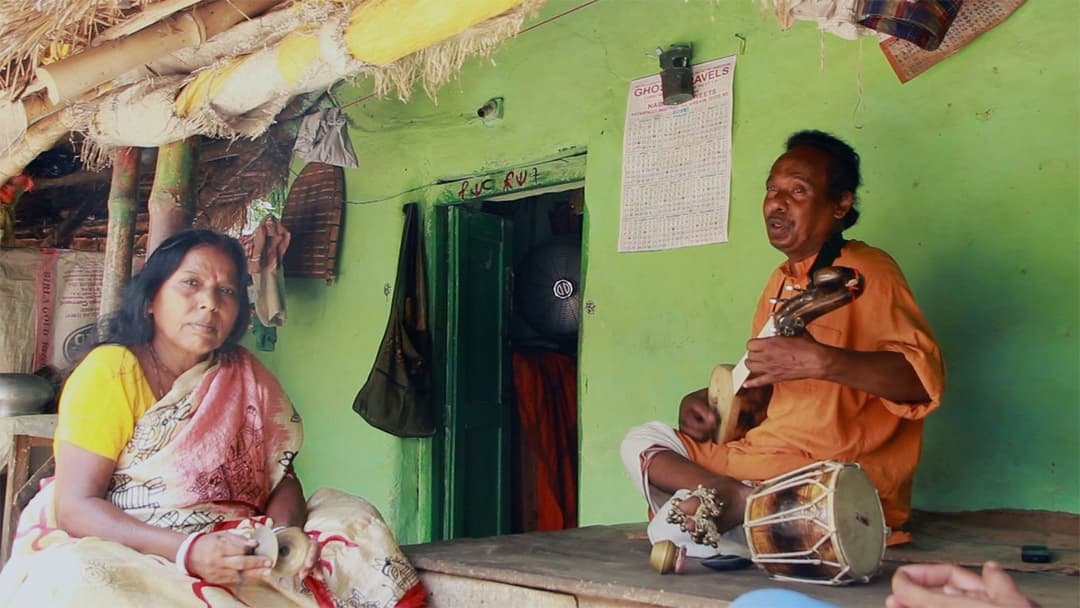 باسودیب باؤل: بنگال کا افسانوی گیت گا رہے ہیں