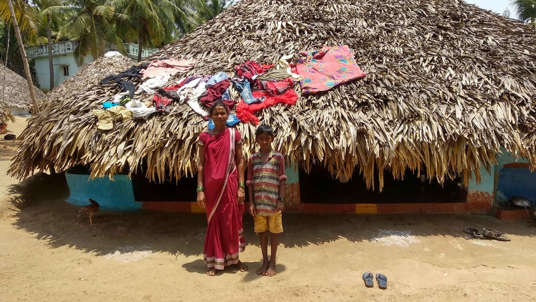 अतिरिक्त ऊर्जेच्या राज्यात वंचितांच्या व्यथा