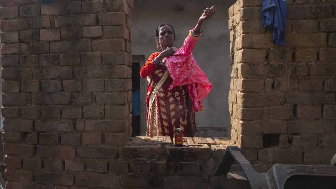 চারুবালা: আনন্দ ও ঝুমুর, দুঃখ ও গান