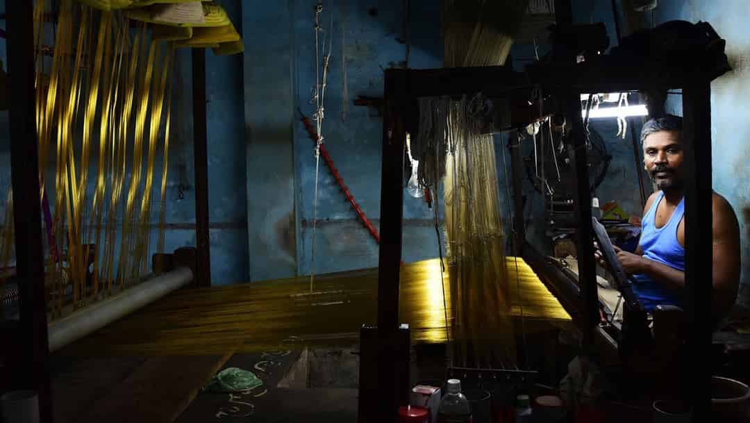 অন্নুপুরমের তাঁতে হাড়ভাঙা খাটুনি