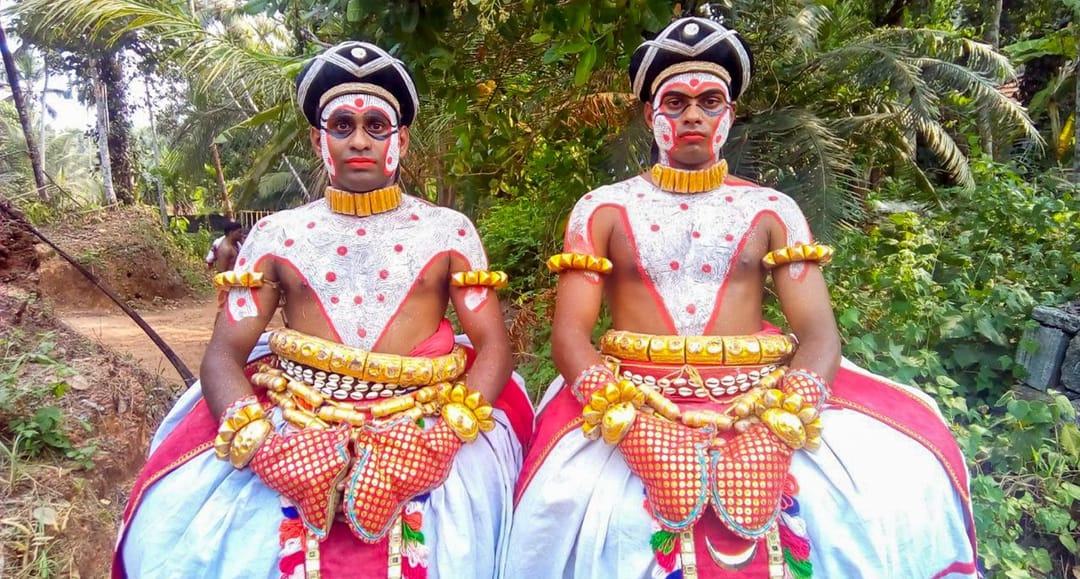 Thirra performers: cast in, caste out