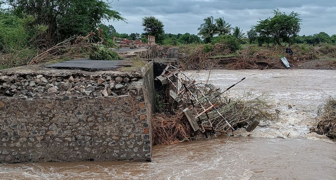 In Chinchpur Dhage: the river took it all