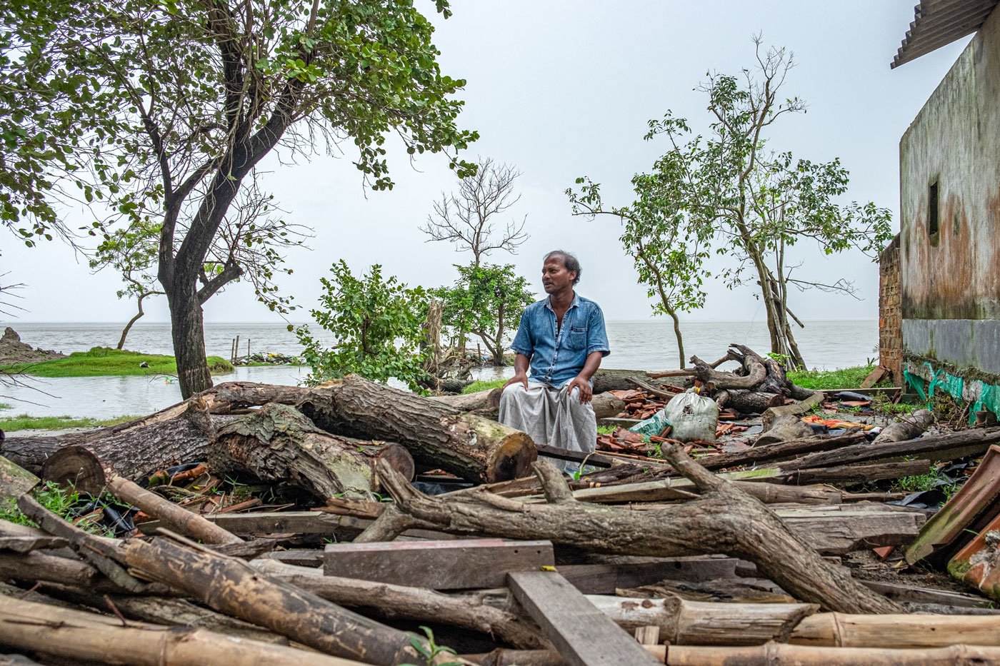 In the Sundarbans, people of Ghoramara island are still reeling from the destruction left by Cyclone Yaas. While many are trying to restore their homes and livelihoods, some have been forced to move out