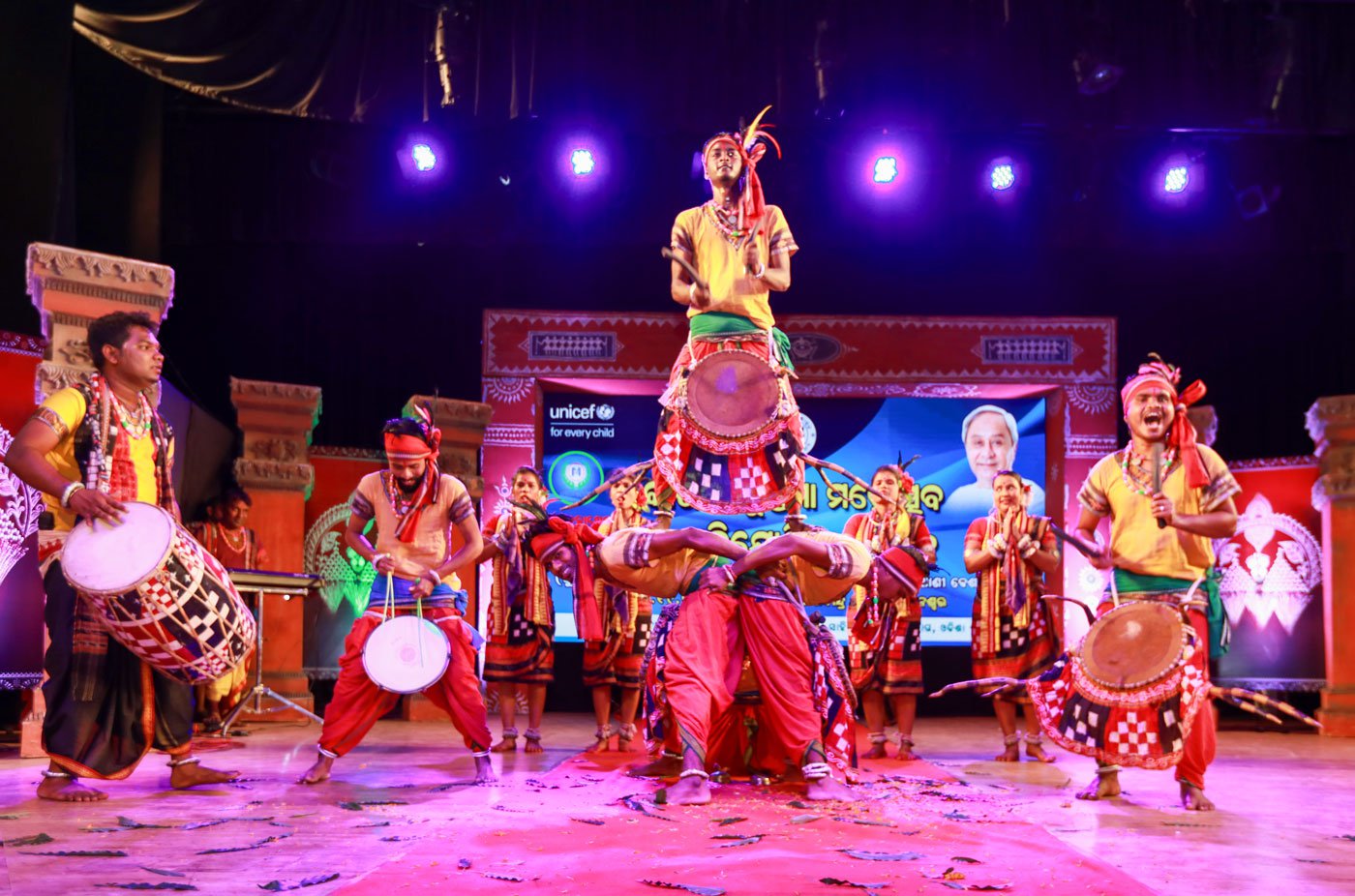 Group Kalajibi performing at Sambalpur district with musicians playing the dhol , nishan and tasha