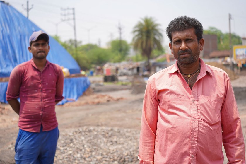 Right: Ramjas with Sanjay Prajapati (pink shirt), the labour contractor