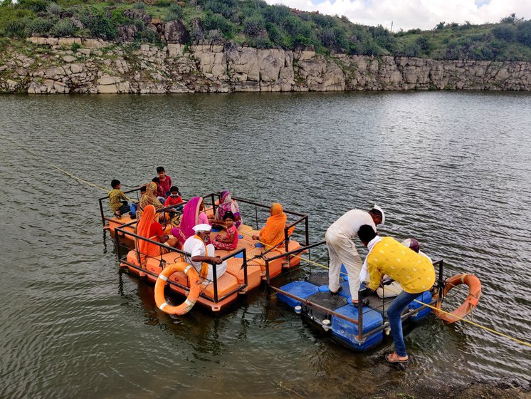 Left: Residents of Shinde Wasti waiting to reach the other side of Sautada village. Right: They carefully balance themselves on rocks to climb into the unsteady rafts