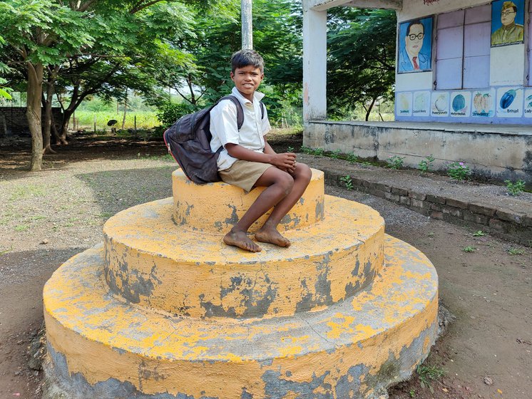 Vishal studying in his home (left) and outside the Alegaon Zilla Parishad school (right)