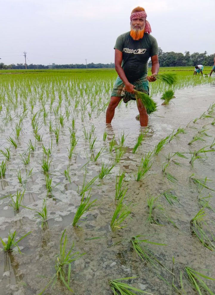 After returning home to his wife Hamida and children Salma and Yasir, Abdul worked as a farm labourer to manage expenses

