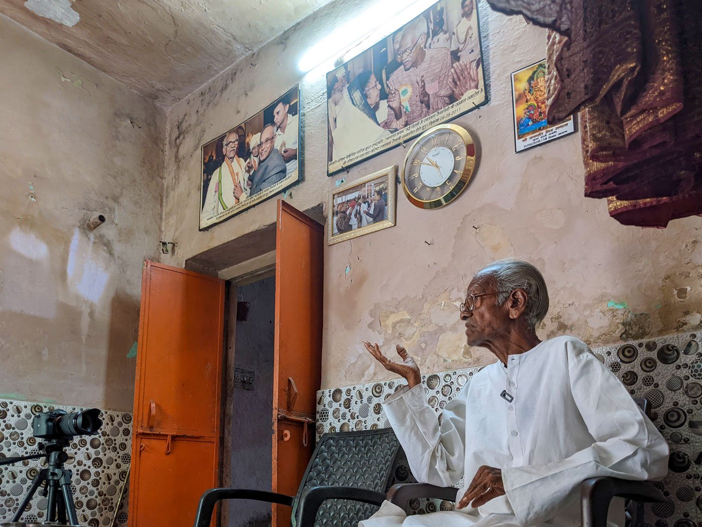 ‘Don’t ask me about exact dates,’ says Shobharam. ‘I once had everything, all my documents, all my notes and records, right in this house. There was a flood here in 1975 and I lost everything'