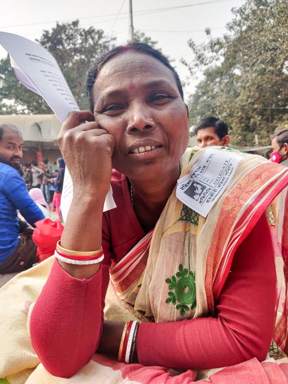 'The companies only understand profit', said Manju Singh (left), with Sufia Khatun (middle) and children from Bhangar block