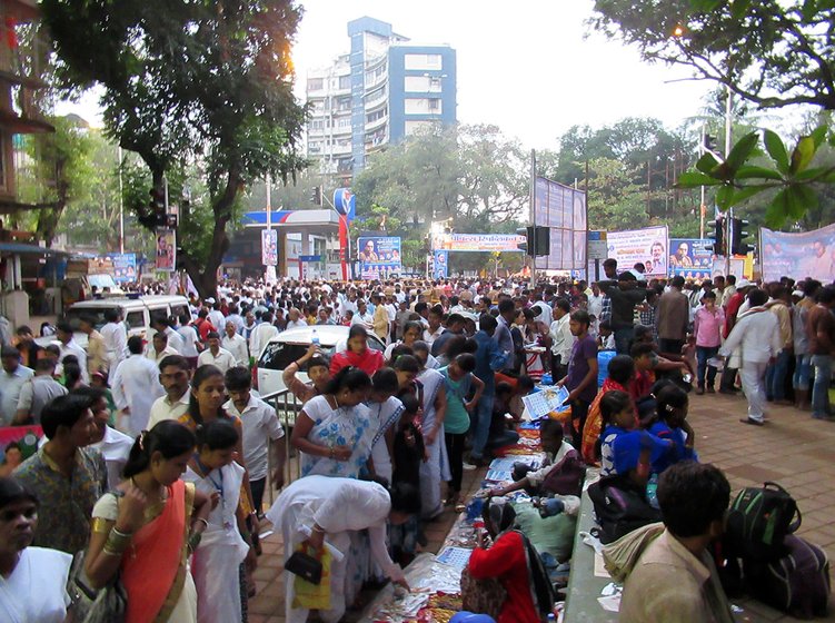 On the streets leading to Chaitya Bhoomi