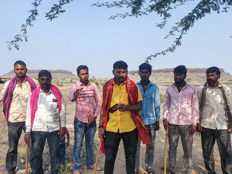 Shambhuraje Shendge Patil (in yellow t-shirt) shares that shepherds from the nomadic Dhangar community often face hostility from locals