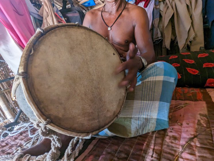 Before his performance, he takes five minutes to tighten the ropes on his dholak and drums his fingers to check the sound and goes on to sing the Alha-Udal saga.