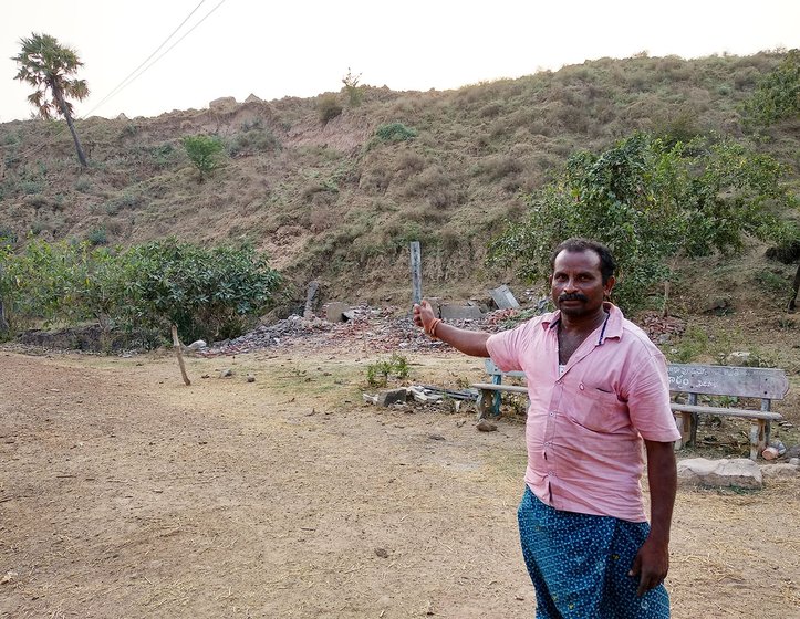 Botta Trimurthulu showing the dump in his fields