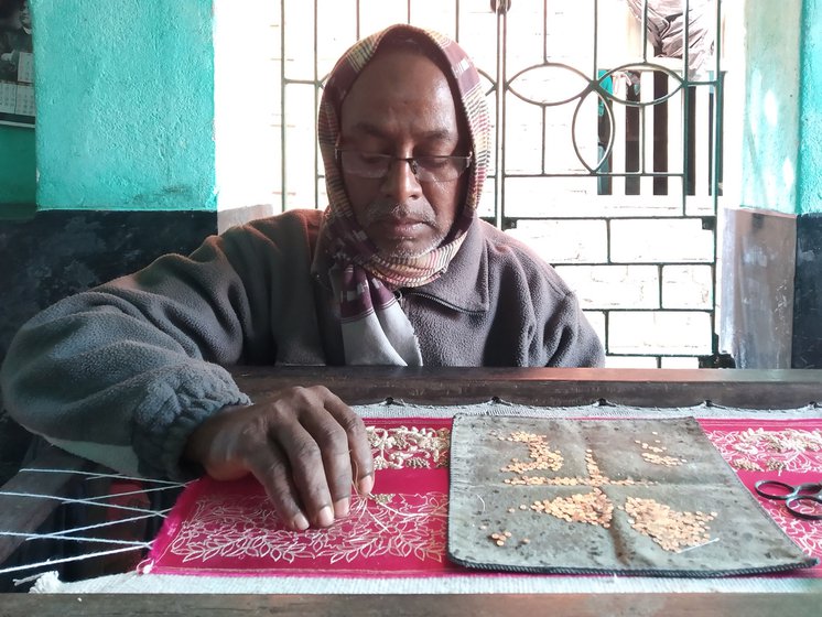 Right : Now, there are better livelihood options for Deulpur’s residents in the industries that have come up closeby. But older men and women here continue to supplement the family income by undertaking low-paying and physically demanding zari -work