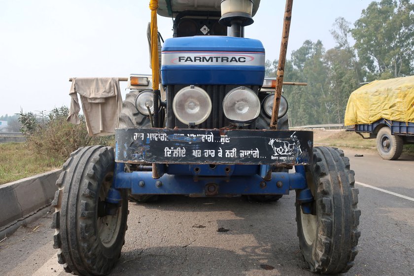 Right: Like many of the protestors, the vehicles at Shambhu border were also a part of the 2020-21 protests. The quote on this tractor reads: 'Haar paawange, haar puaawange...Sun Dilliye, par haar ke nahi jawange' [Will honour you and will be honoured...Listen Delhi, but we will not return defeated/dishonoured]