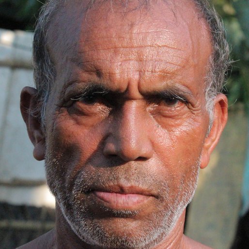 AMULYA BAISHYA is a Fish seller from Uttar Sitalkuchi, Sitalkuchi, Cooch Behar, West Bengal